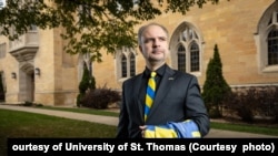 Пол Гаврилюк: «Зв’язки між спільнотою діаспори в Північній Америці, в США, в Канаді та в Україні зміцняться, тому що дотримуватися одного календаря, синхронізувати свої годинники таким чином, це є важливий крок, і емоційно, і духовно».