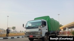 မြန်မာအတွက် လူသားချင်းစာနာမှုအကူအညီတွေ မြဝတီ-မဲဆောက်နယ်စပ်ဂိတ်ကနေ ထိုင်းစတင်ပို့ဆောင် (မတ် ၂၅၊ ၂၀၂၄)
