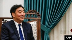 2019年12月7日，中国中东问题特使翟隽在约旦河西岸城市拉马拉的办公室会见了巴勒斯坦总统马哈茂德·阿巴斯（资料照片）