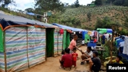 အိန္ဒိယနိုင်ငံ မီဇိုရမ်ပြည်နယ်ဘက်ထွက်ပြေးခဲ့ရတဲ့ မြန်မာဒုက္ခသည်များကိုတွေ့ရစဉ် (နိုဝင်ဘာ ၁၅၊ ၂၀၂၃)