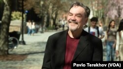 Юрій Андрухович приїхав до США, аби поспілкуватися з академічною спільнотою щодо подій в Україні. У нього вже відбулися заходи у провідних вишах