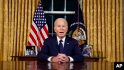 2023年10月19日，美国总统乔·拜登在华盛顿白宫椭圆形办公室就以色列和乌克兰战争发表讲话。