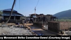 တနင်္သာရီတိုင်း၊ ထားဝယ်ခရိုင် လောင်းလုံးမြို့နယ်မှာ စစ်ကောင်စီတပ်ဖွဲ့တွေရဲ့ စစ်ဆင်ရေးတွေအတွင်း မီးရှို့ခံခဲ့ရတဲ့ နေအိမ်များ 