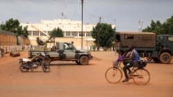 Le Burkina Faso promet d'intensifier une "offensive dynamique" contre les djihadistes après une série d'attaques.