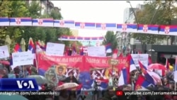 Serbët protestojnë në veriun e Kosovës