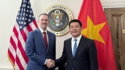 Mỹ yêu cầu Việt Nam khắc phục giao thương bất cân xứng | VOA 
