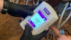 Медичне обладнання для українських лікарень збирають волонтери з Нью-Джерзі. Відео