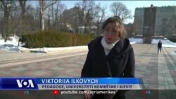 Banorët e Kievit në tre vjetorin e fillimit të luftës në Ukrainë