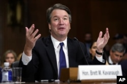 被提名为美国最高法院大法官的卡瓦诺在国会参议院司法委员会的确认听证会上作证。（2018年9月27日）
