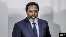 Le président sortant Joseph Kabila dans un bureau de vote à Kinshasa, 30 décembre 2018.