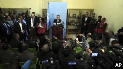 Ban Ki-moon s'exprime lors d'une conférence de presse en Algérie, le 5 mars 2016. (AP Photo/Toufik Doudou)