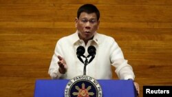 နိုင်ငံတကာရာဇဝတ်မှုတရားရုံး (ICC) က ဖမ်းဝရမ်းထုတ်ခံထားရတဲ့ ဖိလစ်ပိုင်သမ္မတဟောင်း Rodrigo Duterte (ရော့ဒရီကို ဒူတာတေး)