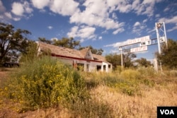 A deserted motel in Glenrio, New Mexico.