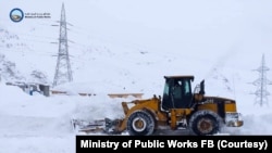 د سالنګ لویه لار د افغانستان مرکز کابل لږ تر لږه د لسو شمالي او شمال ختیځو او شمال لودیځو ولایتونوسره نښلوي.(عکس ارشیف).