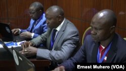 Un panel des chercheurs au forum à Bukavu, le 14 septembre 2018. (VOA/Ernest Muhero)