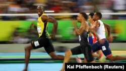 People around the world were surprised to see this smiling photo of Usain Bolt emerge from the Olympics.