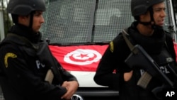 Des militaires tunisiens
