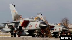 Avion luftarak i modelit Tornado