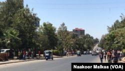 Faayilii - Magaalaa Amboo 