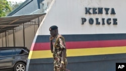 La police kényane à Malindi, Kenya, le 22 novembre 2018.