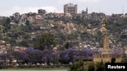 Une vue sur un palais, à Antananarivo, Madagascar, 8 avril 2016.